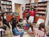 /album/anyak-napi-kezmuves-foglalkozas-2016-aprilis-28/20250523-112433-jpg/